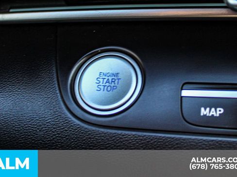 Used 2024 Hyundai Elantra SEL image 28