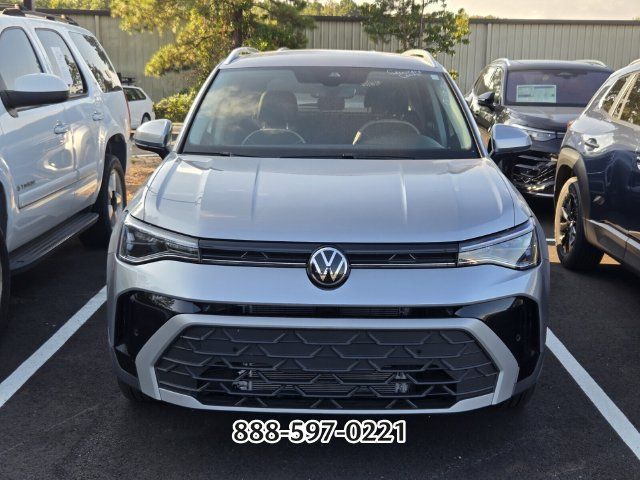 Used 2026 Volkswagen Taos SE FWD image 7