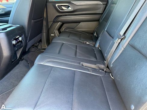 Used 2021 GMC Yukon XL SLT image 26