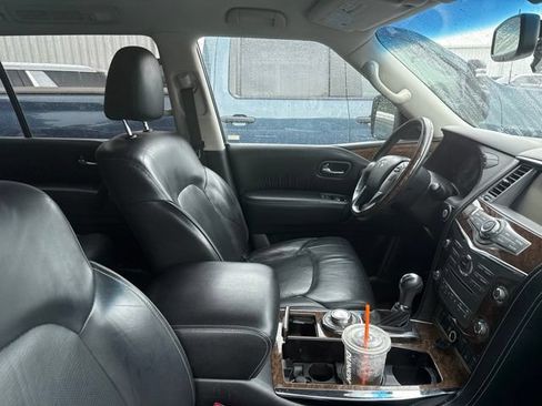 Used 2017 INFINITI QX80 4WD image 9