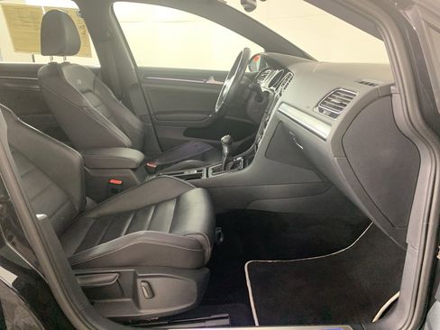 Used 2016 Volkswagen Golf R 4-Door (M6) image 42