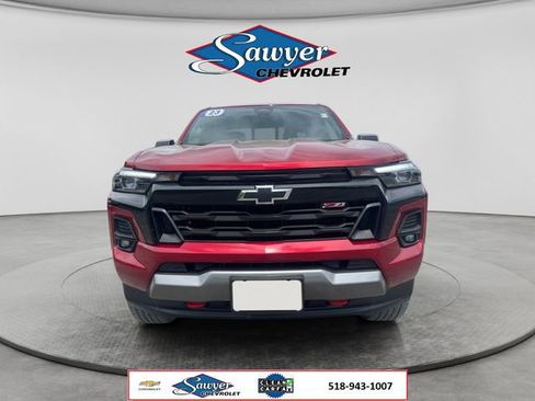 Used 2023 Chevrolet Colorado Z71 w/ Z71 Convenience Package 2 AWD/4WD image 8