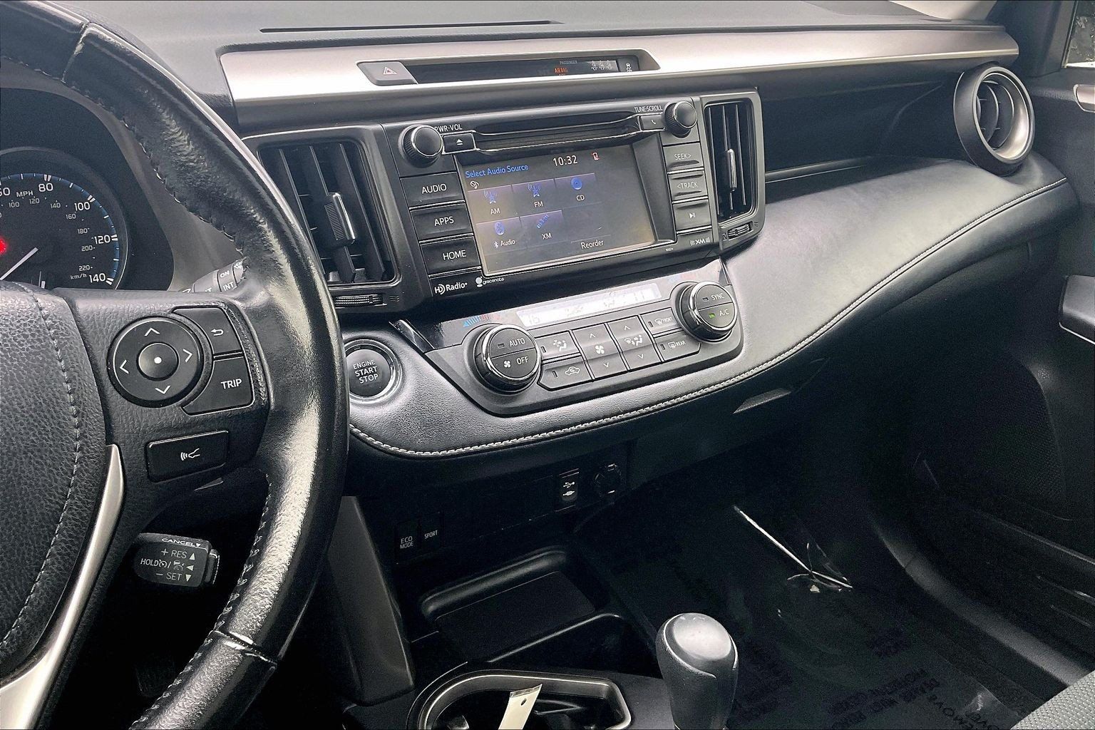 Used 2018 Toyota RAV4 XLE w/ Plus Extra Value Package AWD/4WD image 7