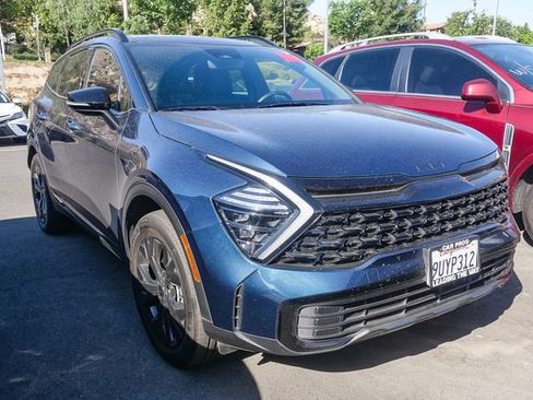 Certified 2025 Kia Sportage X-Line AWD/4WD image 2