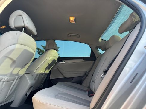 Used 2016 Hyundai Sonata SE image 17