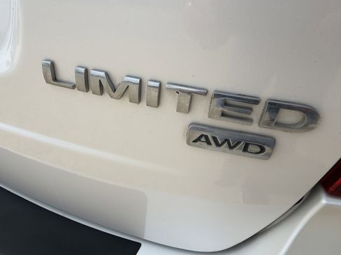 Used 2011 Ford Edge Limited w/ 302A Rapid Spec Order Code AWD/4WD image 13