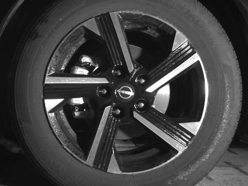 Used 2025 Nissan Sentra SV FWD image 12