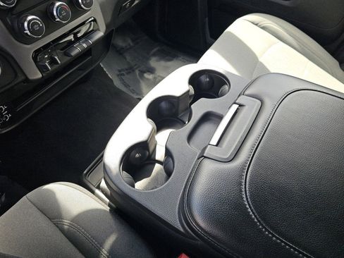 Used 2024 RAM 2500 Big Horn w/ Bed Utility Group image 33