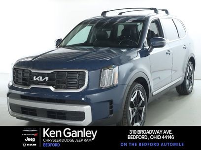 Used 2024 Kia Telluride S w/ S Sunroof Package