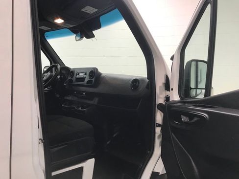 Used 2021 Mercedes-Benz Sprinter 144 Cargo image 25