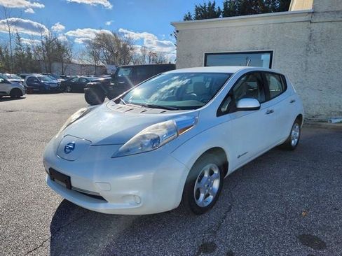 Used 2014 Nissan Leaf SV image 3