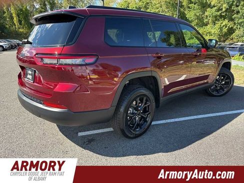 New 2025 Jeep Grand Cherokee L Altitude image 4