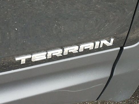 Used 2021 GMC Terrain SLE w/ Driver Convenience Package image 32