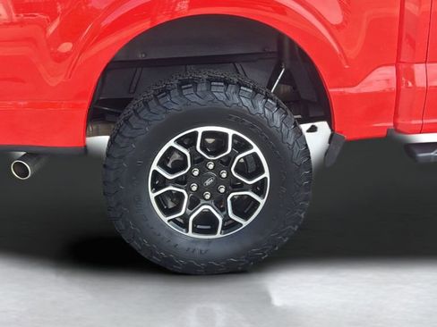 Used 2022 Ford F150 XLT w/ Equipment Group 302A High image 17