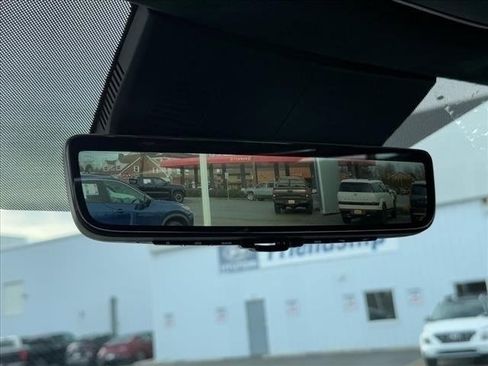 Used 2025 Hyundai Palisade Calligraphy image 17