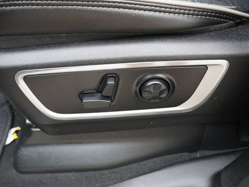 Certified 2019 RAM 1500 Laramie w/ Trailer Tow Group AWD/4WD image 23