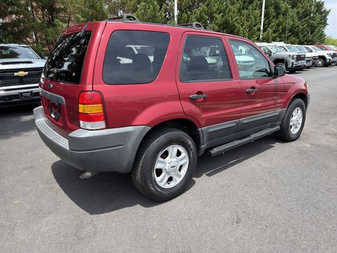 Used 2004 Ford Escape XLT AWD/4WD image 10