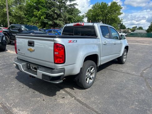 Used 2017 Chevrolet Colorado Z71 AWD/4WD image 4
