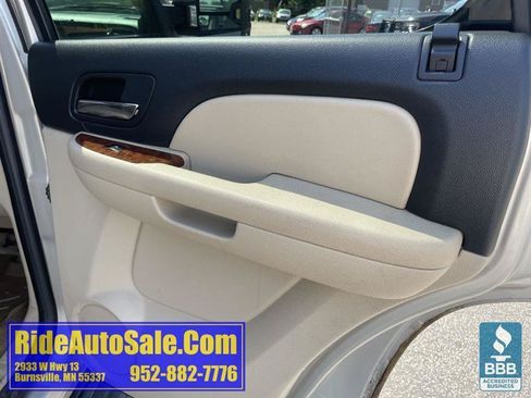 Used 2008 Chevrolet Tahoe LTZ w/ LTZ Preferred Equipment Group AWD/4WD image 15