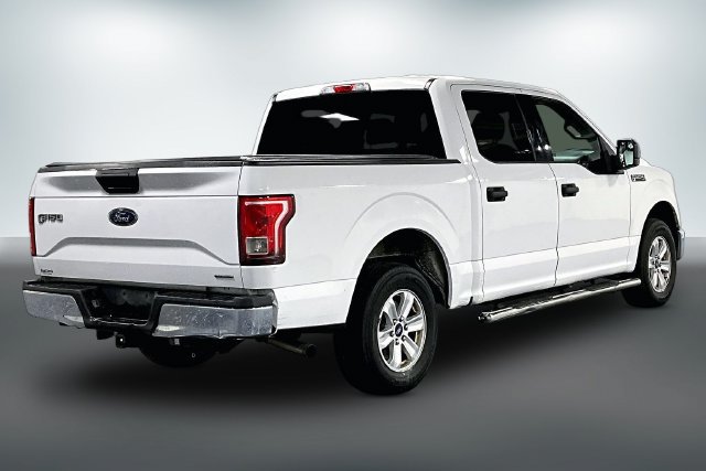 Used 2015 Ford F150 XLT RWD image 7