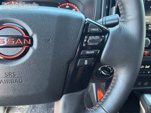 Used 2025 Nissan Frontier PRO-4X w/ Pro Convenience Package AWD/4WD image 35