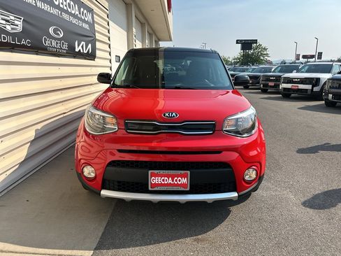 Used 2017 Kia Soul + w/ Designer's Package FWD image 2