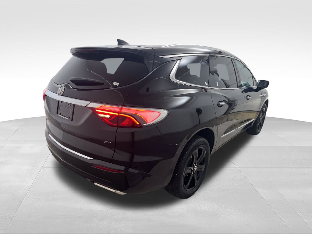 Used 2024 Buick Enclave Essence w/ Sport Touring Edition FWD image 5