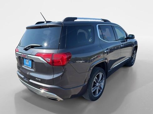 Used 2018 GMC Acadia Denali w/ Technology Package AWD/4WD image 5