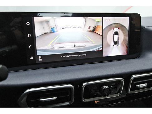 New 2026 Nissan Sentra SL w/ Floor Mat Package FWD image 22