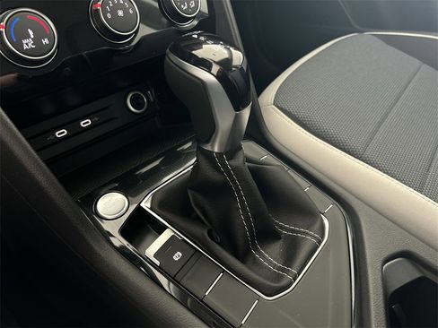 New 2026 Volkswagen Taos S image 27