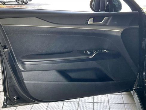 Used 2025 Kia K5 LXS FWD image 2