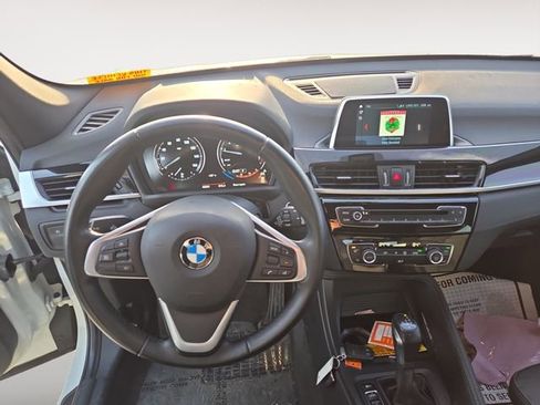 Used 2018 BMW X1 sDrive28i image 10