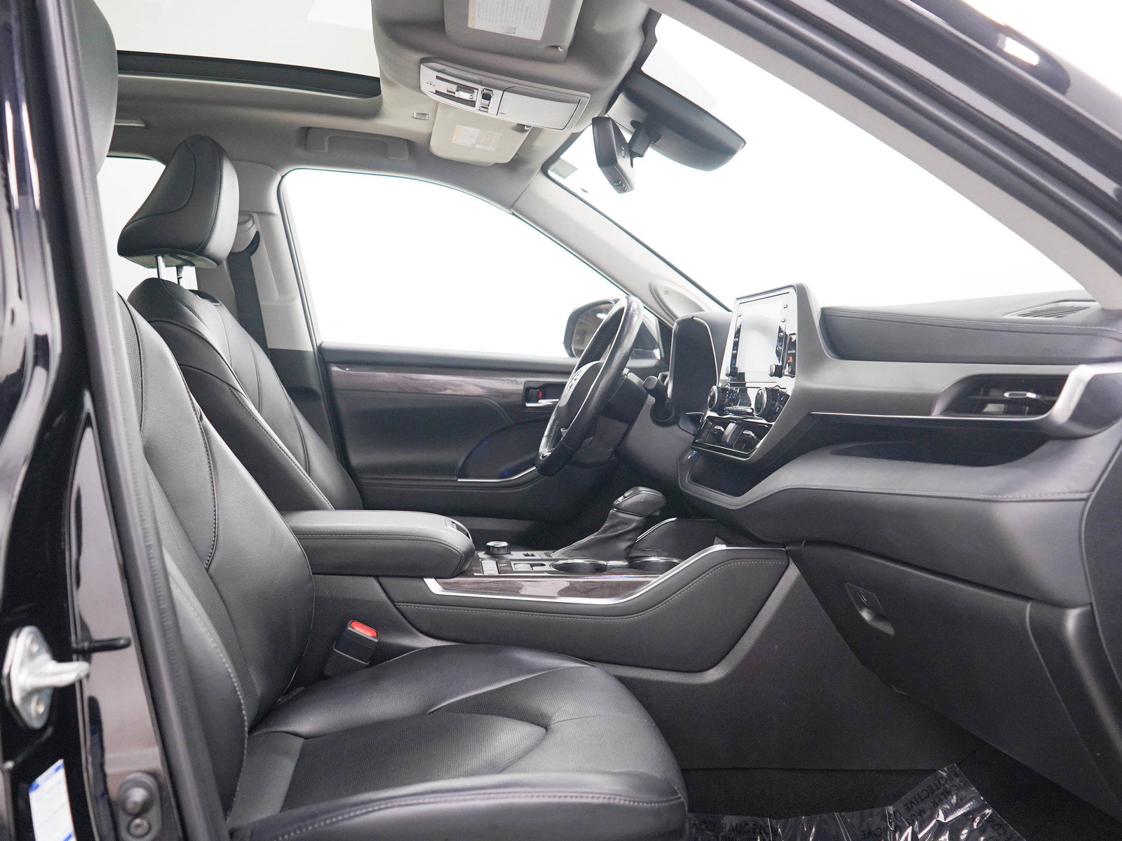 Used 2022 Toyota Highlander Limited AWD/4WD image 13