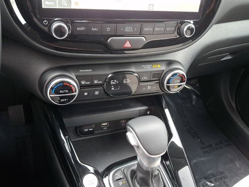 Used 2024 Kia Soul GT-Line image 15