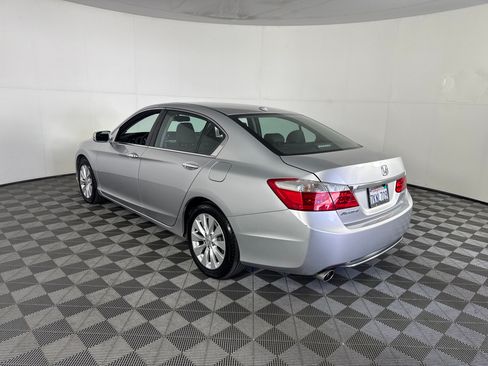 Used 2015 Honda Accord EX-L image 7