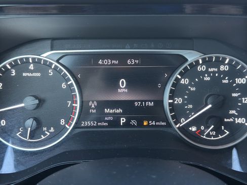 Used 2025 Nissan Pathfinder SV image 29