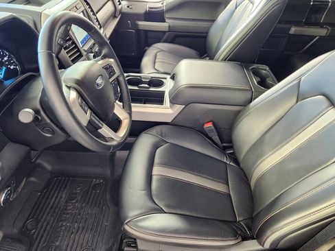 Used 2021 Ford F250 Platinum image 11
