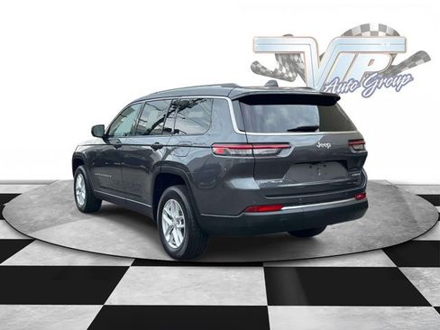 Used 2022 Jeep Grand Cherokee L Laredo w/ Luxury Tech Group I AWD/4WD image 4