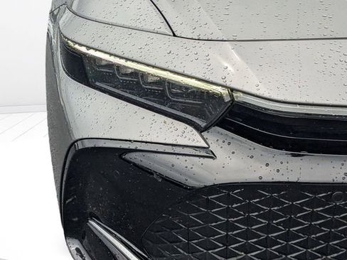 Used 2024 Toyota Crown Limited w/ Advanced Technology Package image 9