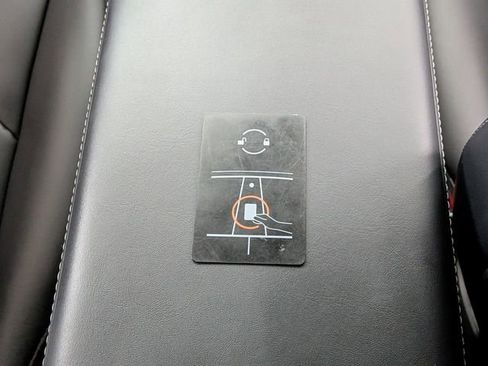 Used 2022 Tesla Model 3 Performance image 40