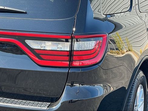 Used 2023 Dodge Durango SXT image 5