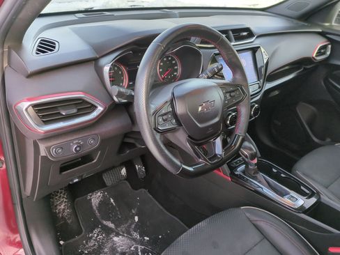 Certified 2022 Chevrolet TrailBlazer RS w/ Sun and Liftgate Package image 10