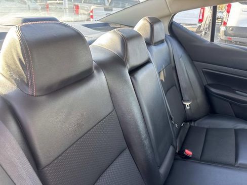 Used 2022 Nissan Altima 2.5 SR image 24