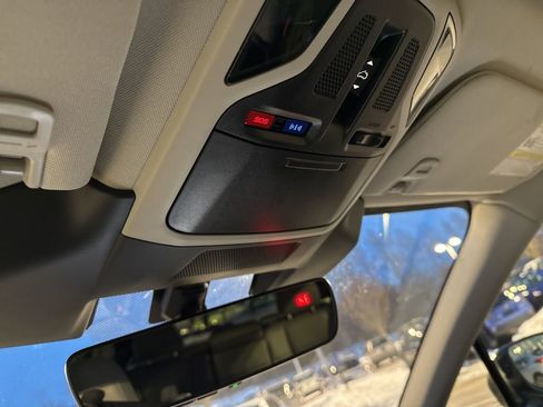 Used 2023 Subaru Outback Limited image 31