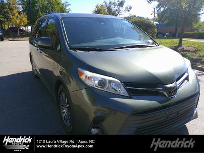 Used 2018 Toyota Sienna XLE Premium