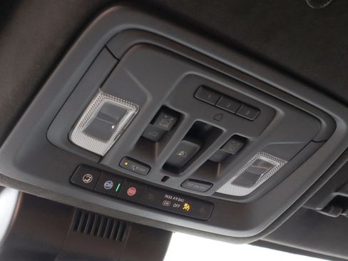 Used 2025 GMC Sierra 2500 Denali Ultimate image 24