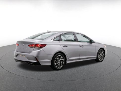 Used 2026 Hyundai Sonata Blue FWD image 9