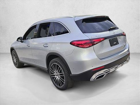 Used 2026 Mercedes-Benz GLC 300 image 9