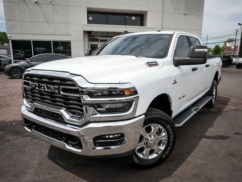 Used 2025 RAM 2500 Big Horn AWD/4WD image 43