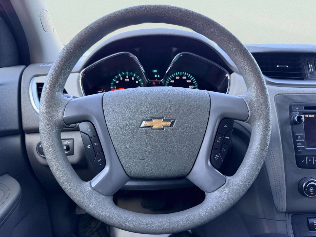 Used 2017 Chevrolet Traverse LS FWD image 33
